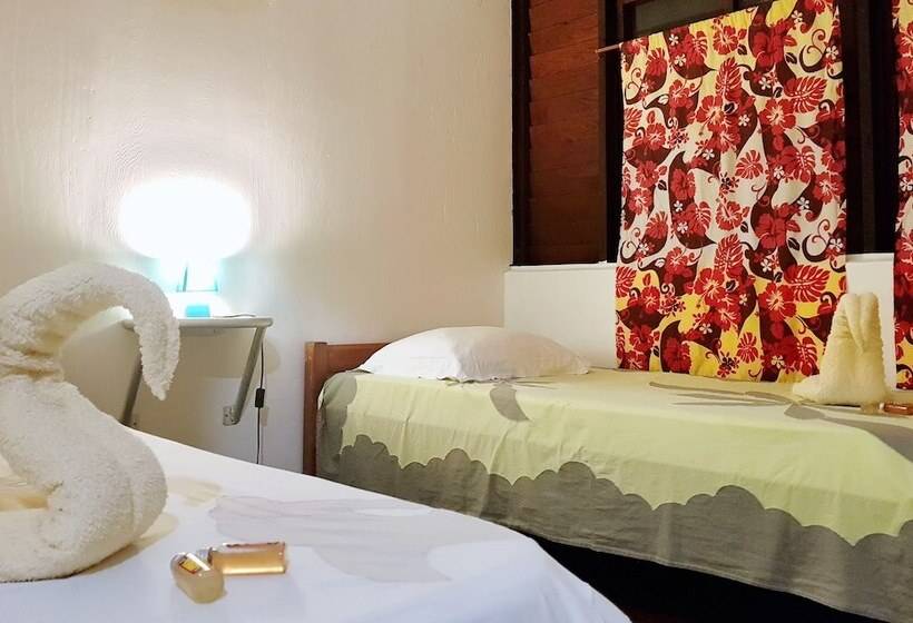 اتاق پایه با سرویس بهداشتی مشترک, Pension Les Trois Cascades