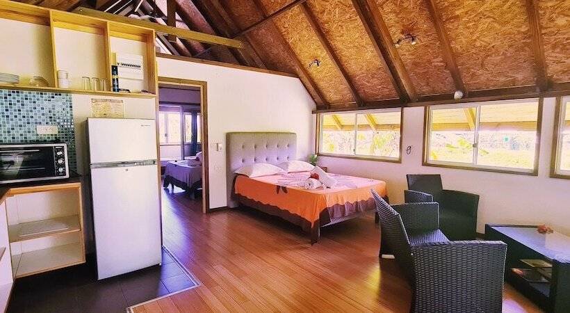 بانگلوی لوکس, Pension Les Trois Cascades