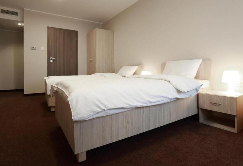 스탠다드 트리플 룸, Porto