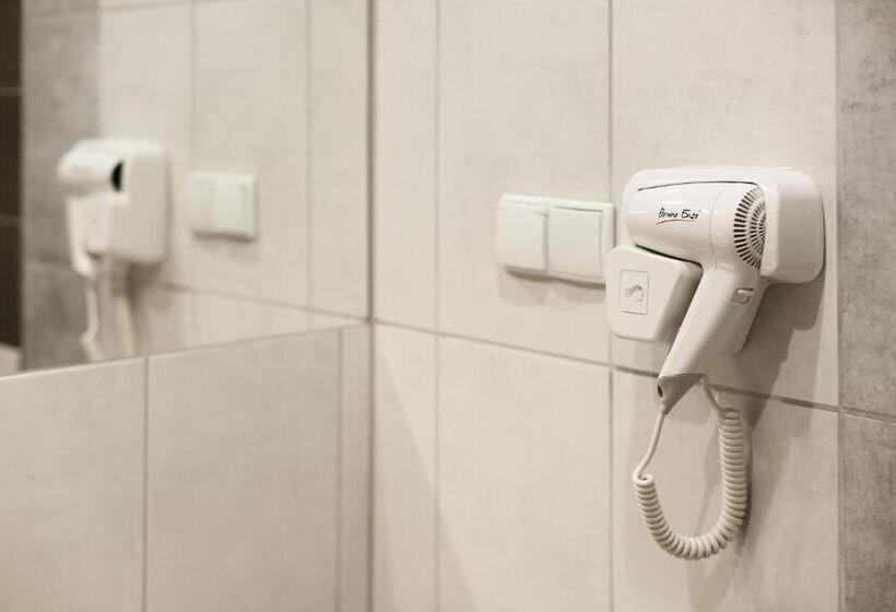 스탠다드 트리플 룸, Porto