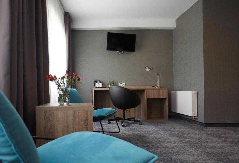 디럭스 룸, Porto