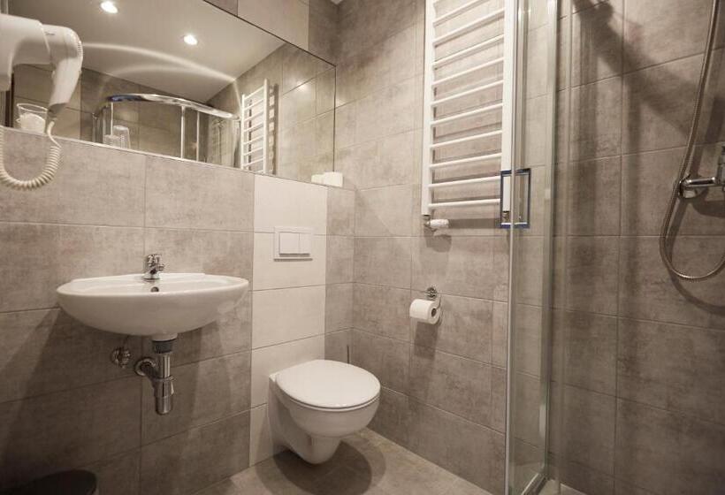 수피리어 룸, Porto