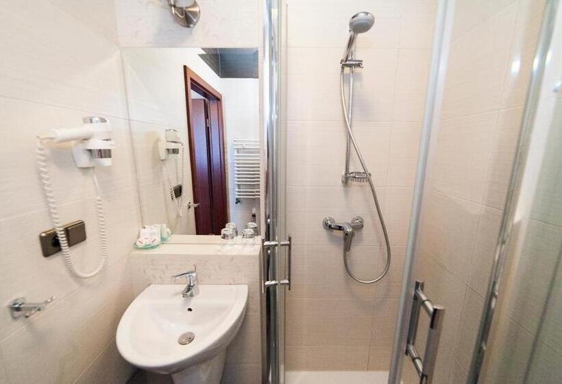 Номер Стандарт, Przy Młynie