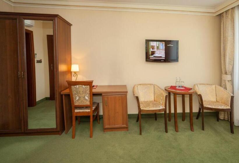 Номер Стандарт, Przy Młynie