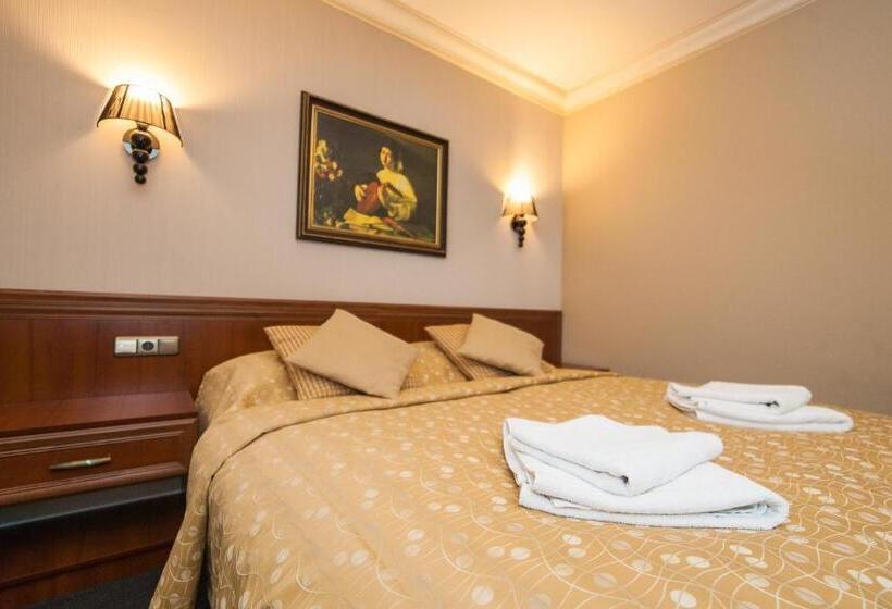 Номер Стандарт Кровать Кинг Адаптированный для Инвалидов, Przy Młynie