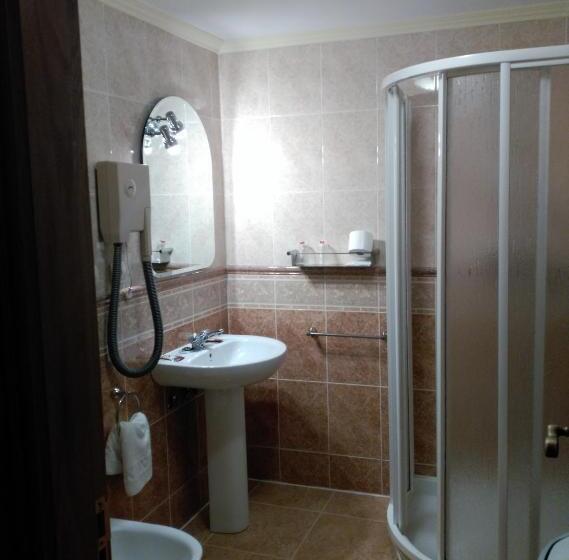 标准间, Pico Sacro Ii