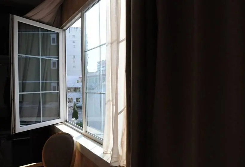 Comfort Single Room, Boutique Restaurant Gloria