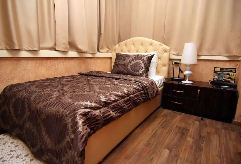 Comfort Single Room, Boutique Restaurant Gloria
