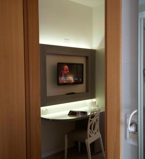 豪华房间, Crystal