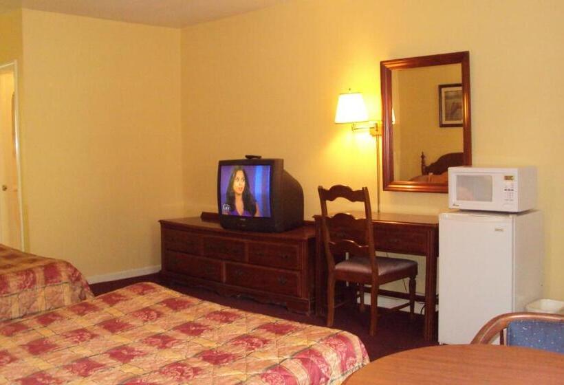 带2个双人床的标准工作室, Executive Inn