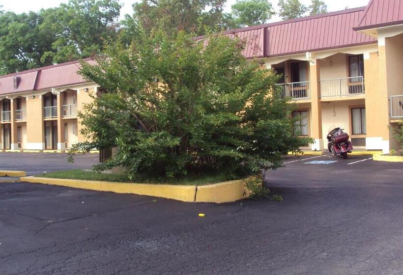 带大床的标准间, Executive Inn