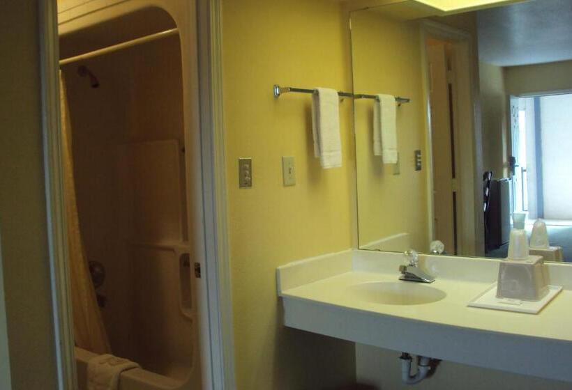 Стандартный Номер Кровать Кинг, Executive Inn