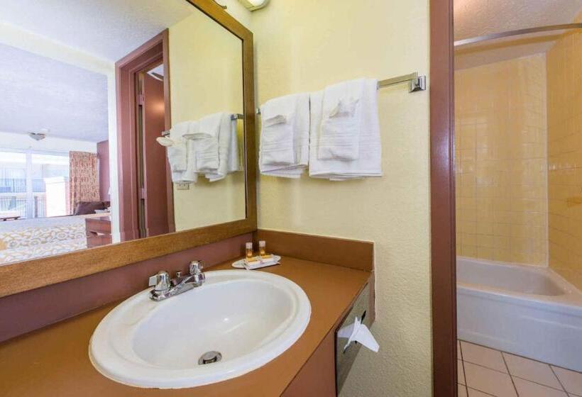 Номер Стандарт 2 Двуспальные Кровати, Fairbridge Inn Express Frankfort