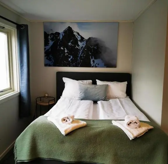 スーペリアールーム, Henningsvær Guesthouse