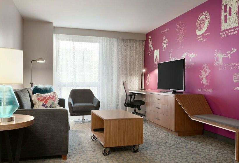 주니어 스위트, Hilton Garden Inn Boulder