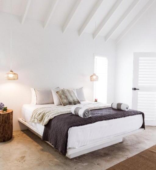 ویلای 1 خوابه, The Moso