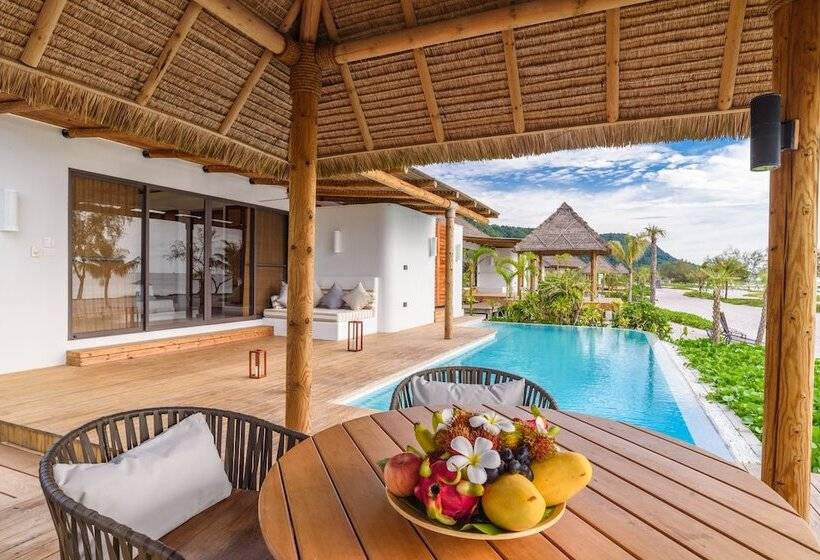 1침실 빌라 바다전망, The Royal Sands Koh Rong