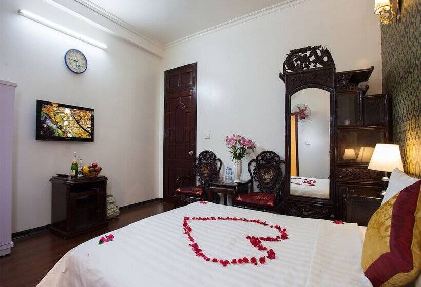 Quarto superior, Phuong Trang