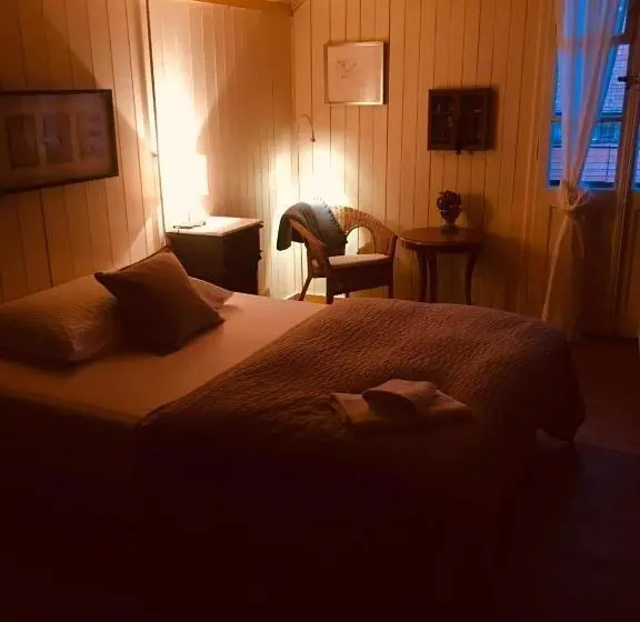 Habitació Estàndard Individual Bany Compartit, B&b Bären