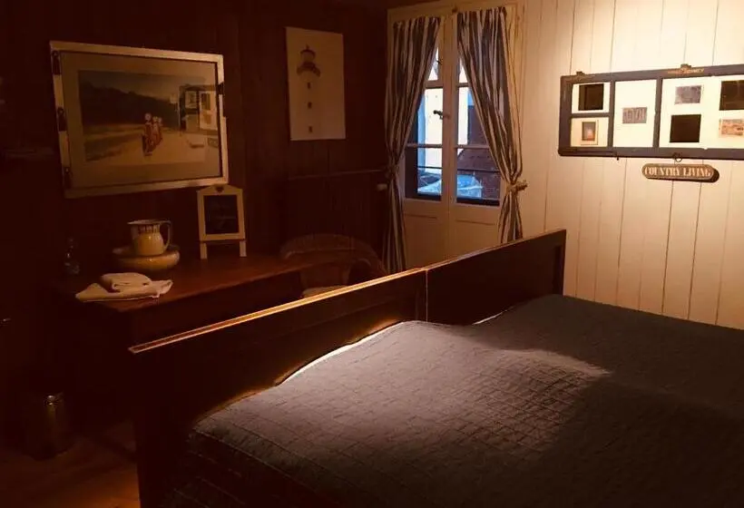 Habitació Estàndard Bany Compartit, B&b Bären