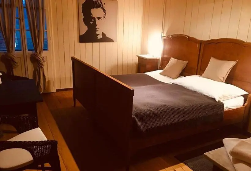 Habitació Estàndard Bany Compartit, B&b Bären