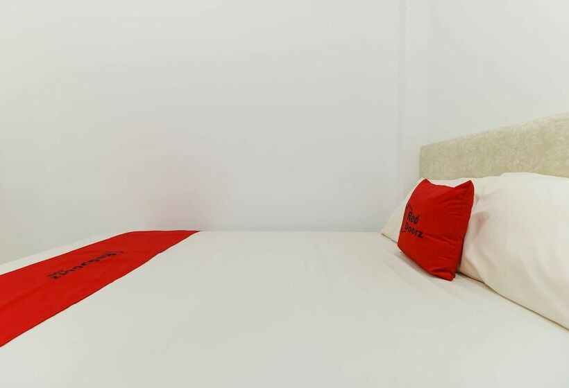 Номер Стандарт, Reddoorz Plus @ Kapuk Business Park