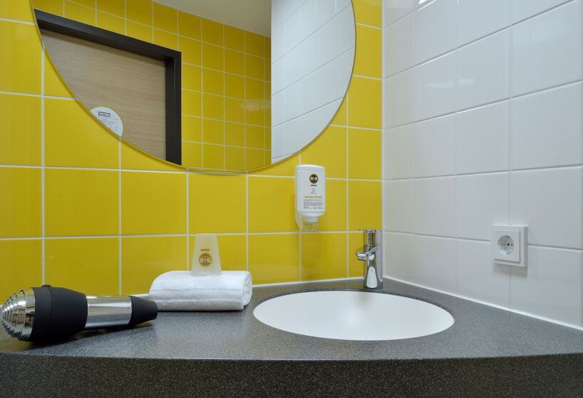 Номер Стандарт, B&b Hotel München City Ost