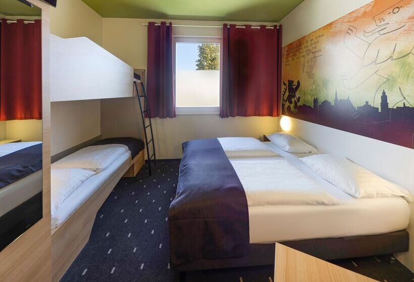 Номер Стандарт, B&b Hotel Weimar