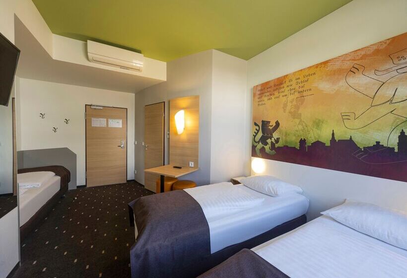 Номер Стандарт, B&b Hotel Weimar