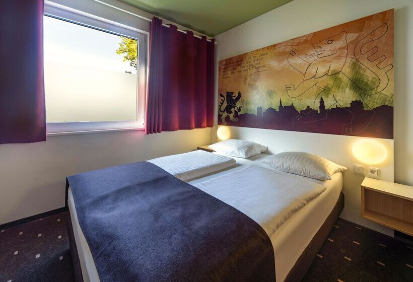 Номер Стандарт, B&b Hotel Weimar