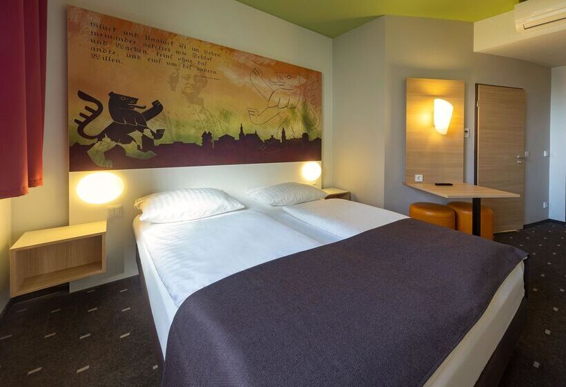 Номер Стандарт, B&b Hotel Weimar