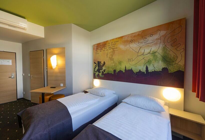 Номер Стандарт, B&b Hotel Weimar