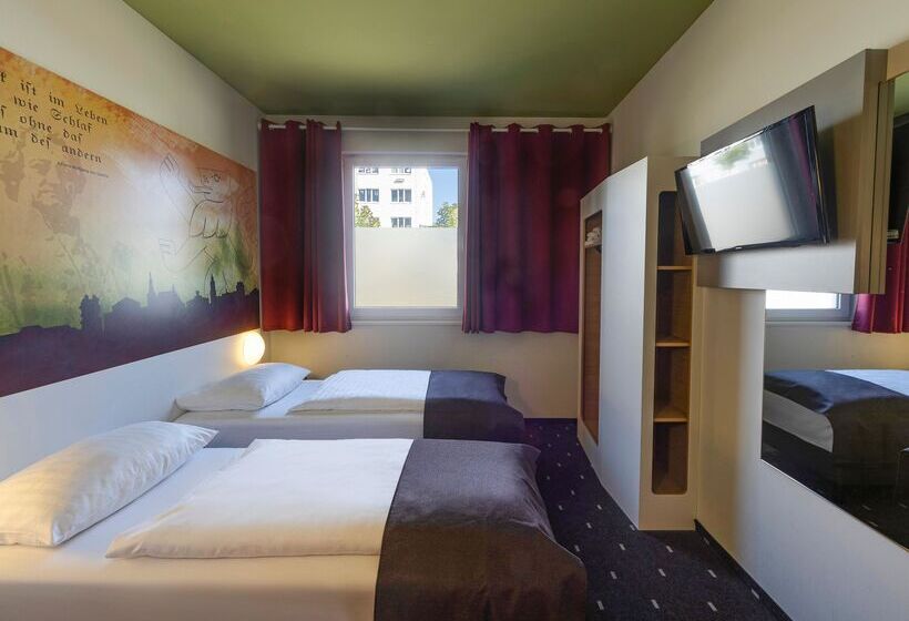 Номер Стандарт, B&b Hotel Weimar