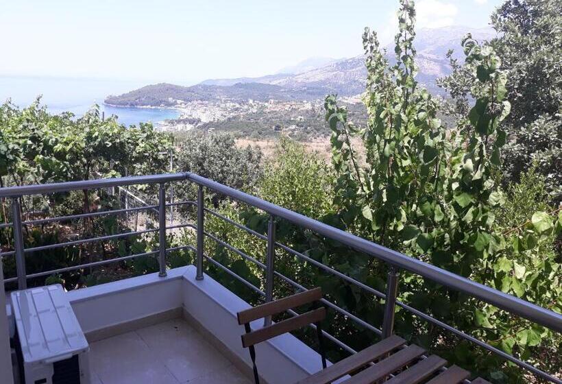 Номер Deluxe с Балконом, Eléa Guesthouse Himare
