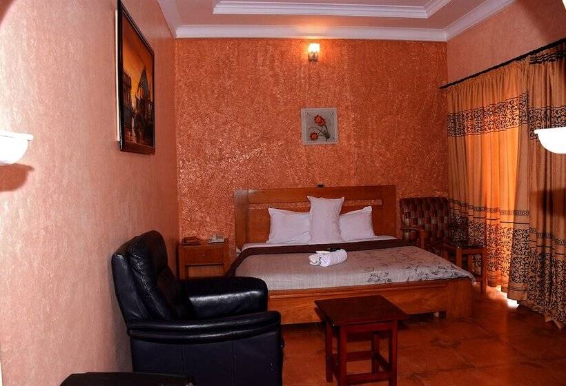 اتاق سوپریور, La Maison