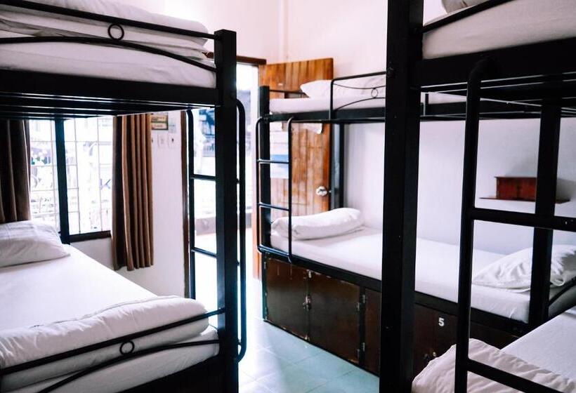 اتاق استاندارد, Vietnam Backpacker Hostels   Hue