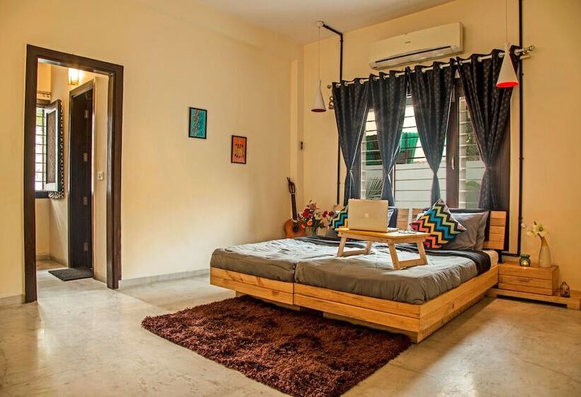 Номер Deluxe, Zostel South Delhi   Hostel