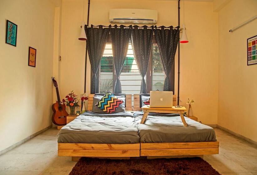 غرفة ديلوكس, Zostel South Delhi   Hostel