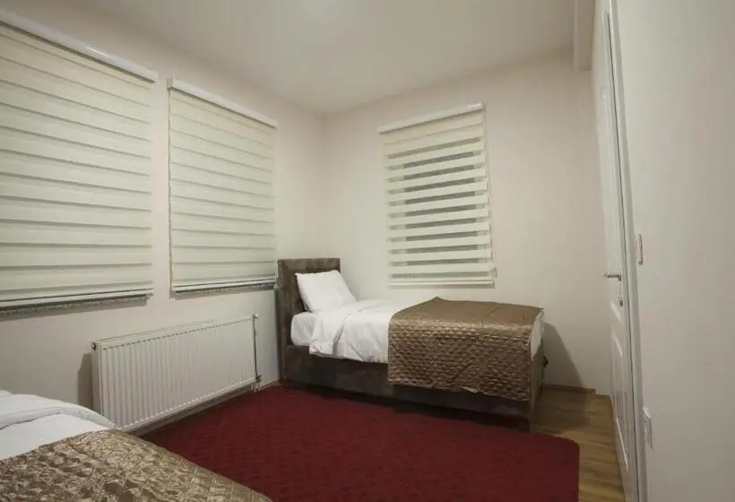 سوییت لوکس, Apartmani Brocat