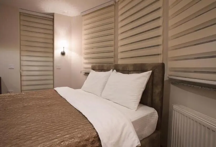 اتاق استاندارد با بالکن, Apartmani Brocat