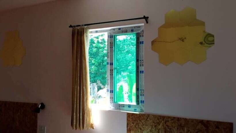 Quarto Estandar, Decho Hostel