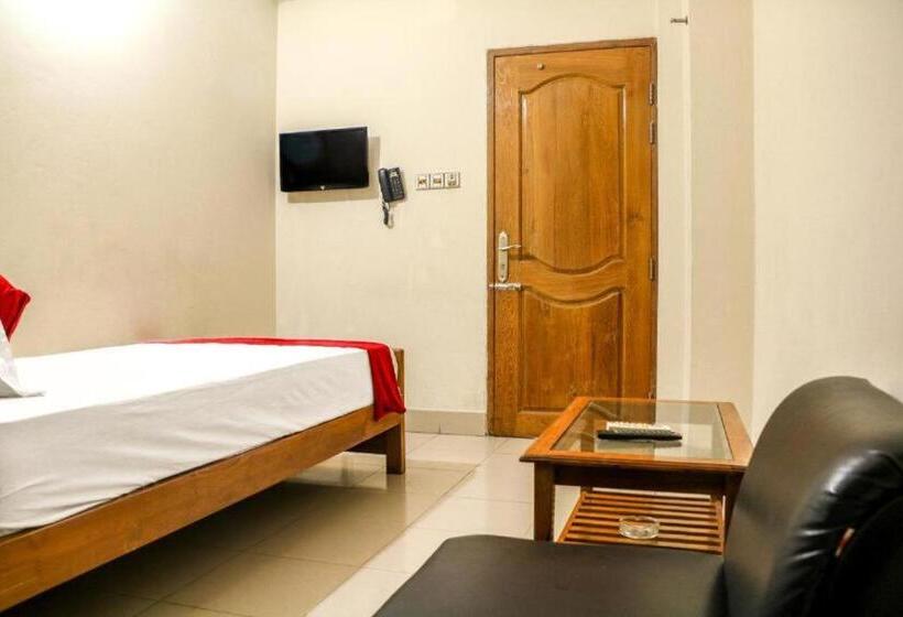 اتاق استاندارد یک نفره, Amir S Dhaka