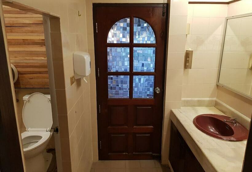 标准间, The Roo Classic Hometel