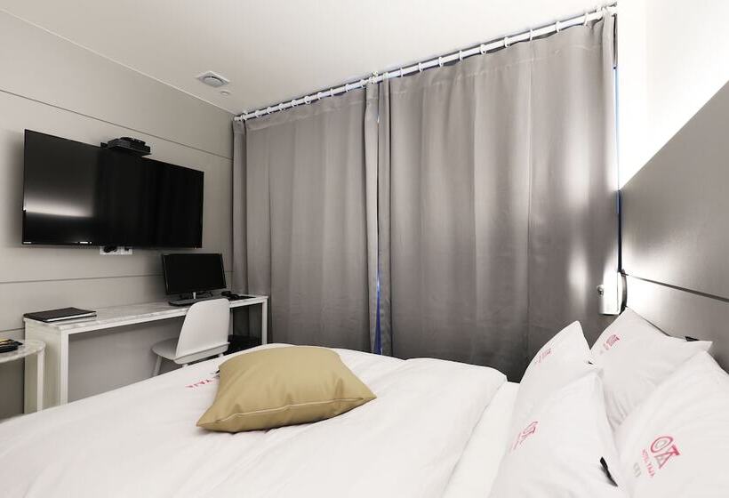 스탠다드 룸, Yaja Wirye