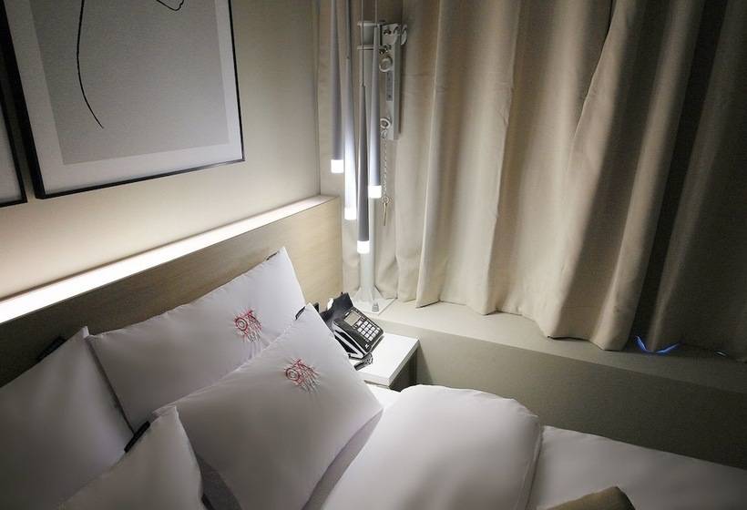 스탠다드 룸, Yaja Wirye