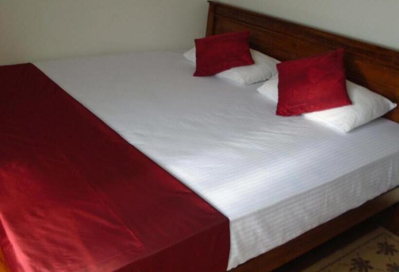 Standard-huone Parveke, Kandy Mountain Cottage