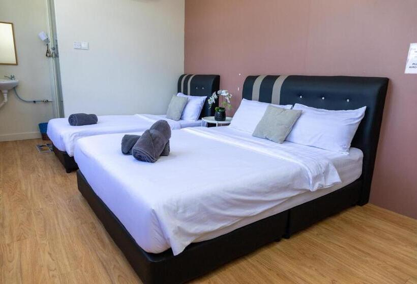 스탠다드 트리플 룸, Familia Inn