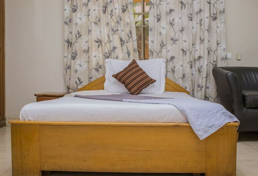 Quarto standart individual, Lovista