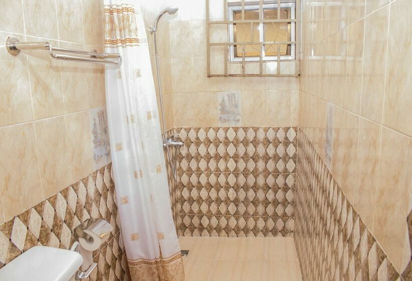 Quarto standart individual, Lovista