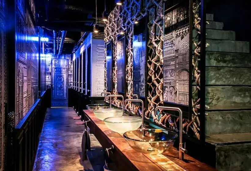اتاق استاندارد چهار تخته, Shade House   Phuket Downtown